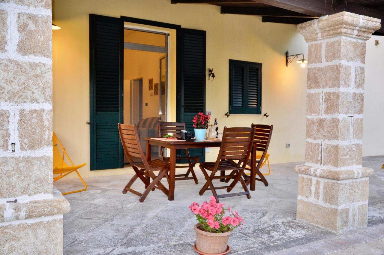Villa Emanuel Alessano Esterno foto